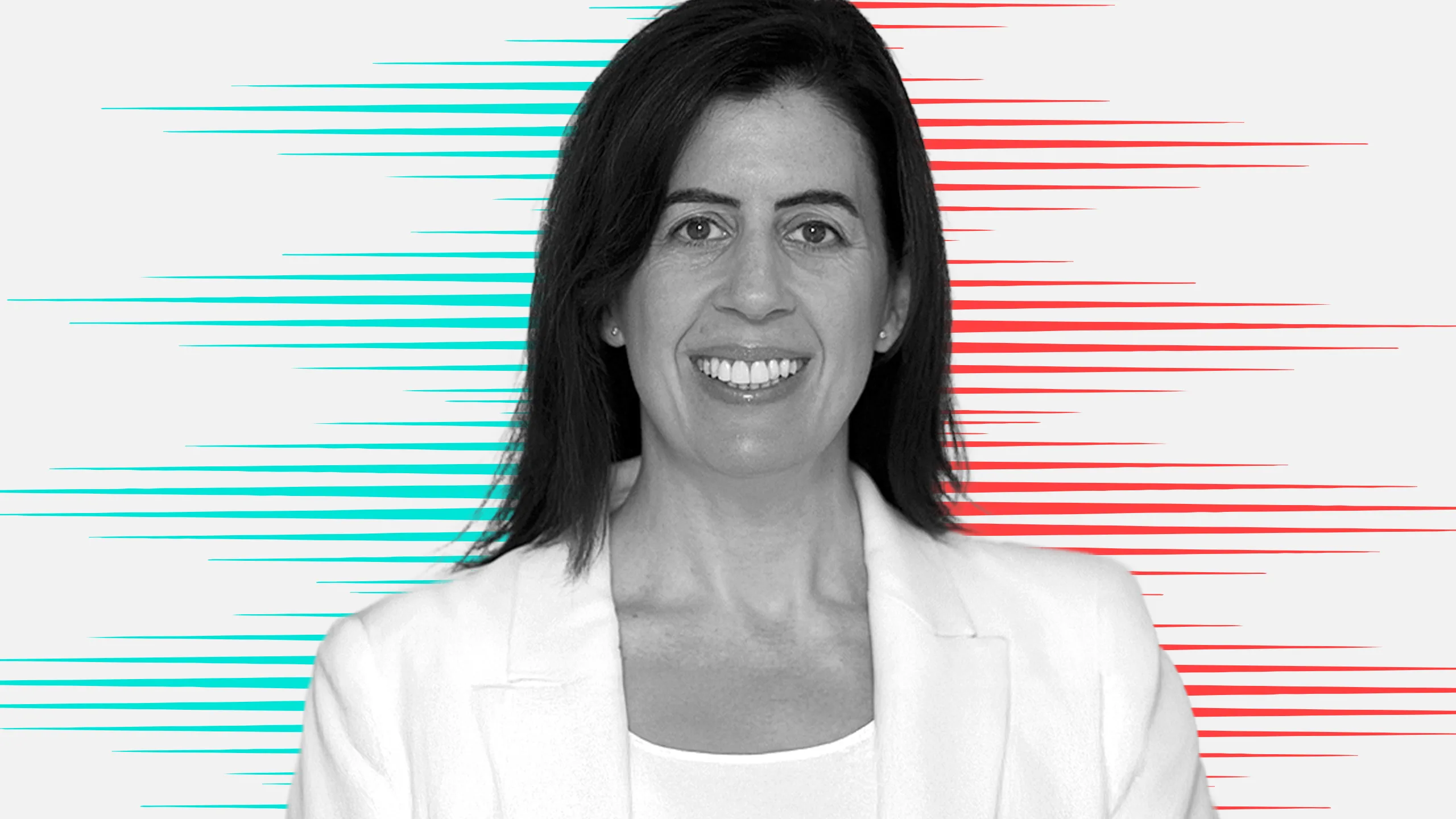 Head and shoulders photo portrait of Amanda Andrews